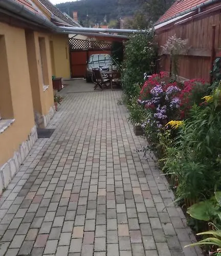 Csaladi Haz Budapesta