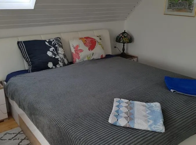 Rum i privatbostad Csaladi Haz *